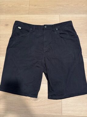 Vans Men's Black Flat-Front Casual Shorts